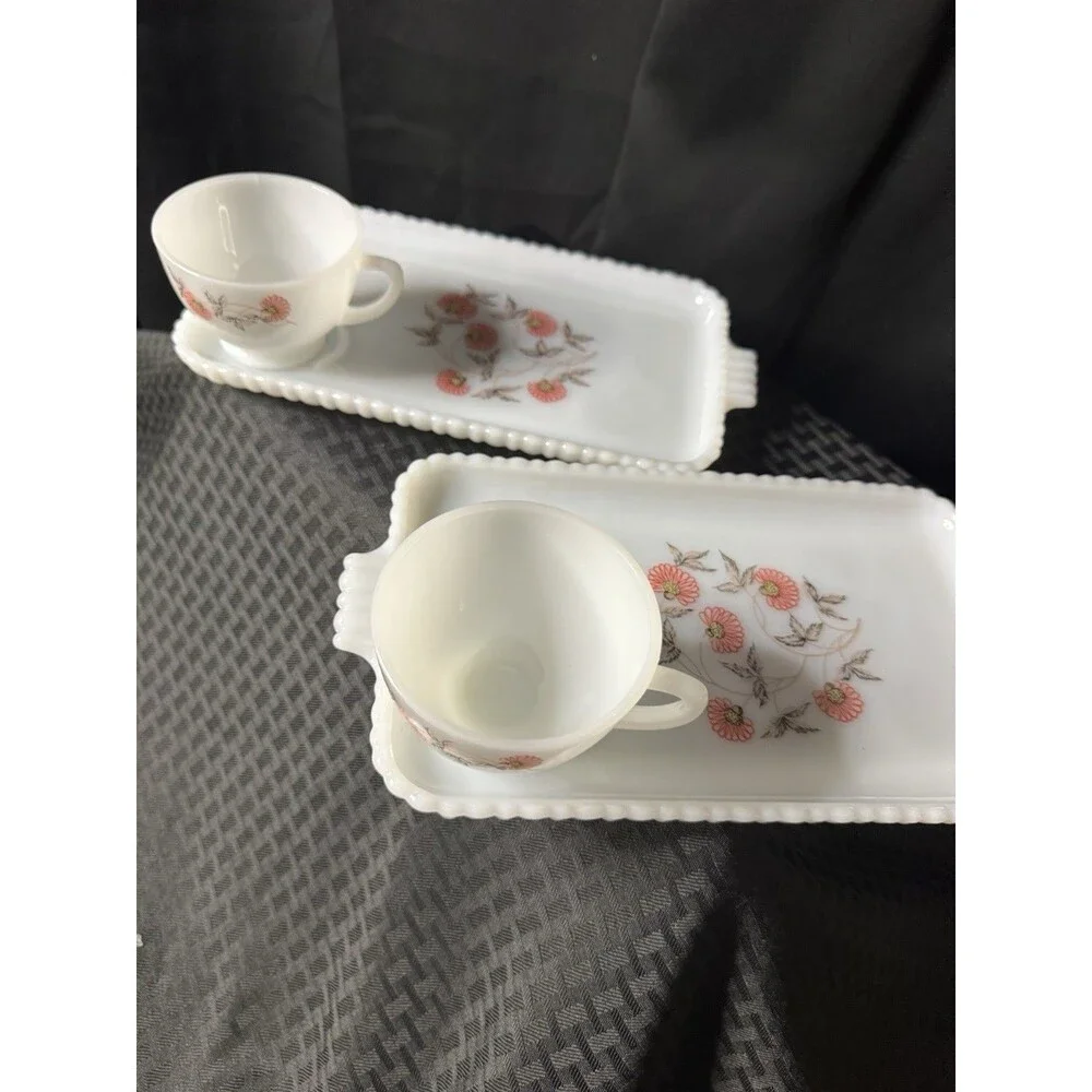 4 Piece Snack Tray With Teacups